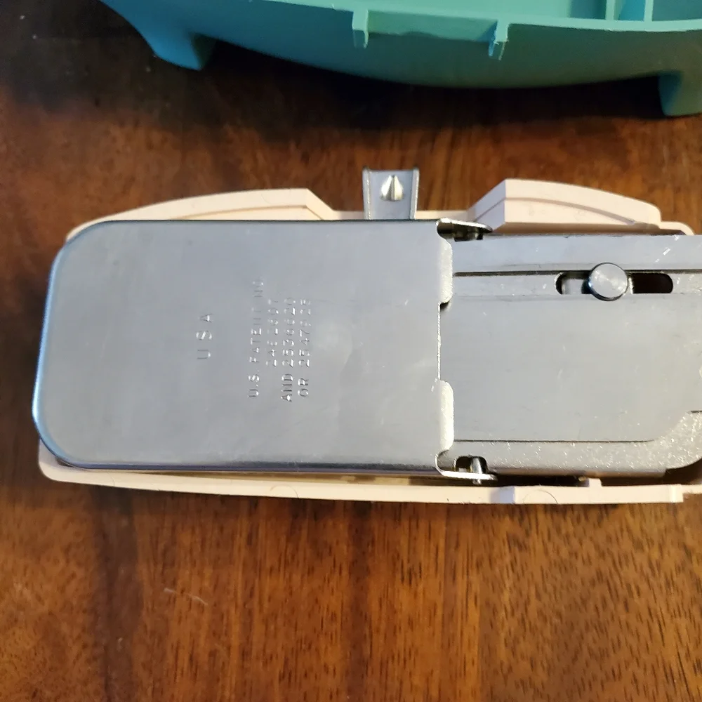 Singer attachment case